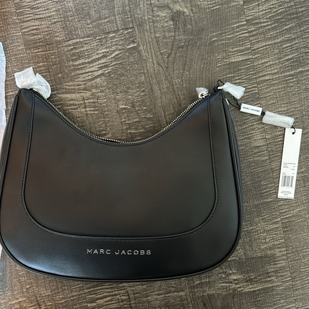 NEW Marc Jacob’s Black Shoulder Bag